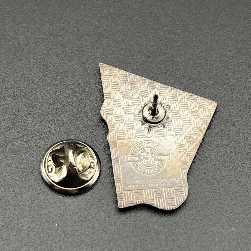 Budweiser pin has
